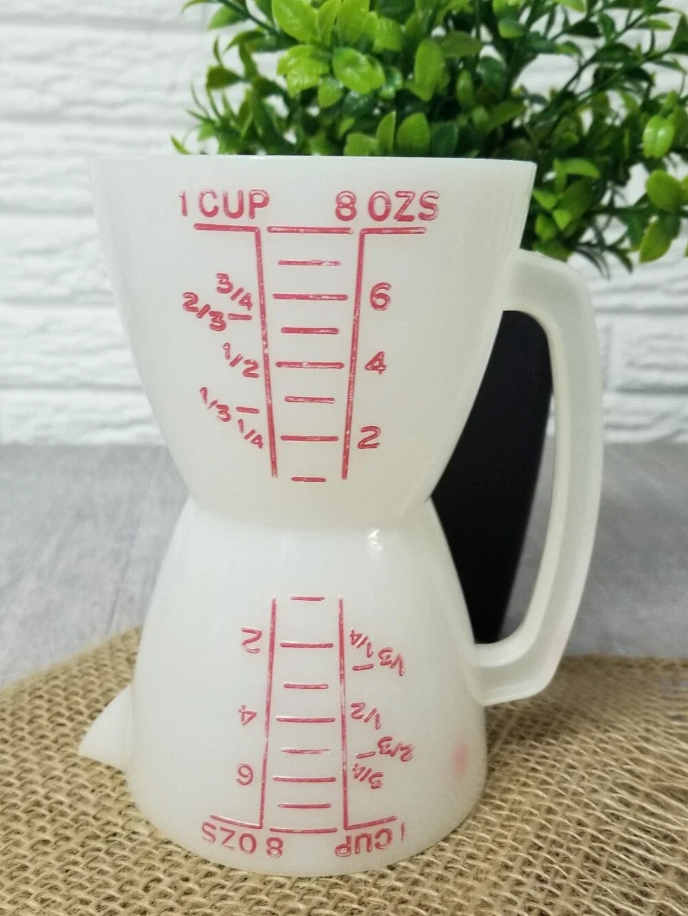 Vintage Tupperware Dual Sided Measuring Cup With Spout